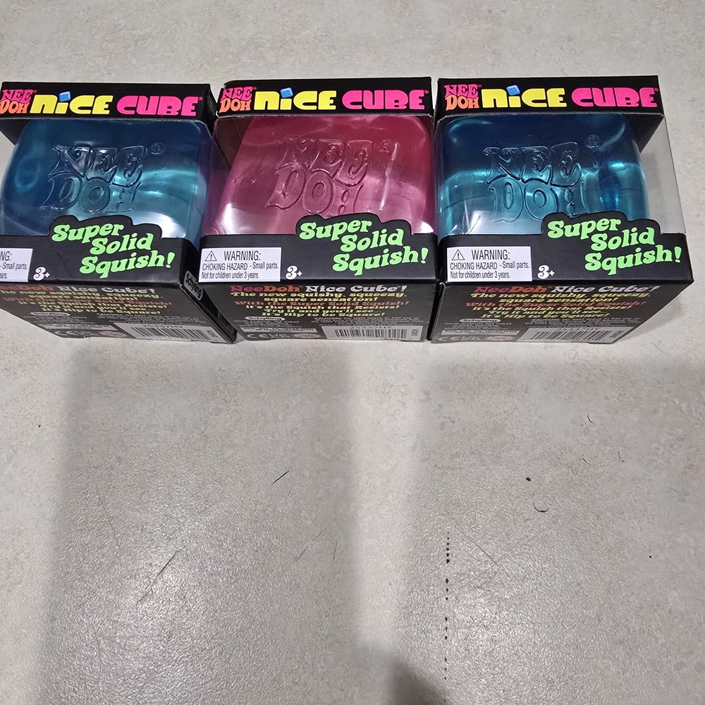 Nee Doh Nice Cube Super Solid Squish - Blue & Pink